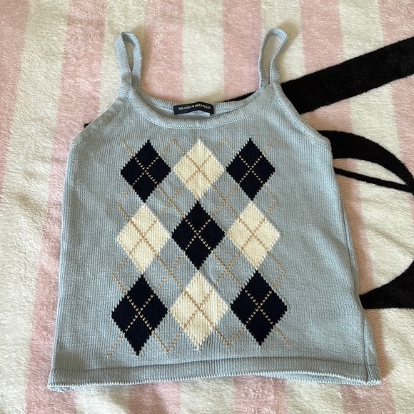 Brandy Melville tank - Picture 1 of 2